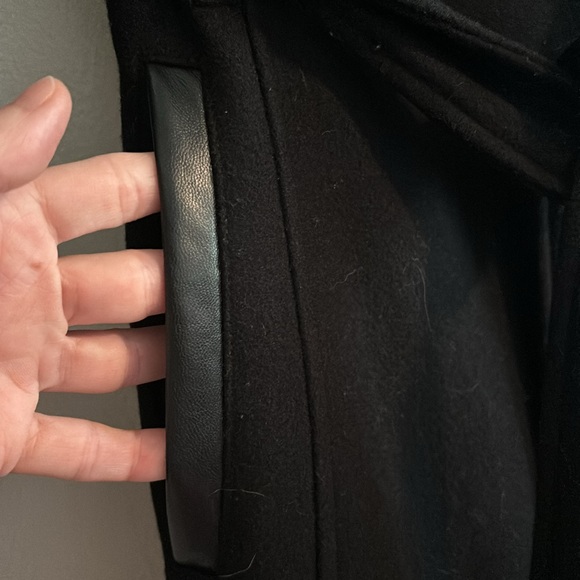 Perfect condition BCBG black jacket - Picture 6 of 10